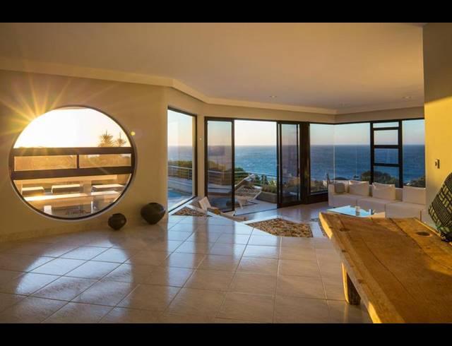 4 BEDROOM PROPERTY TO RENT IN LLANDUDNO